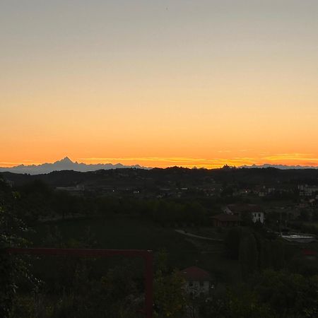 Tenuta Agricola La Cava- Cantina E Agriturismo San Damiano dʼAsti Kültér fotó