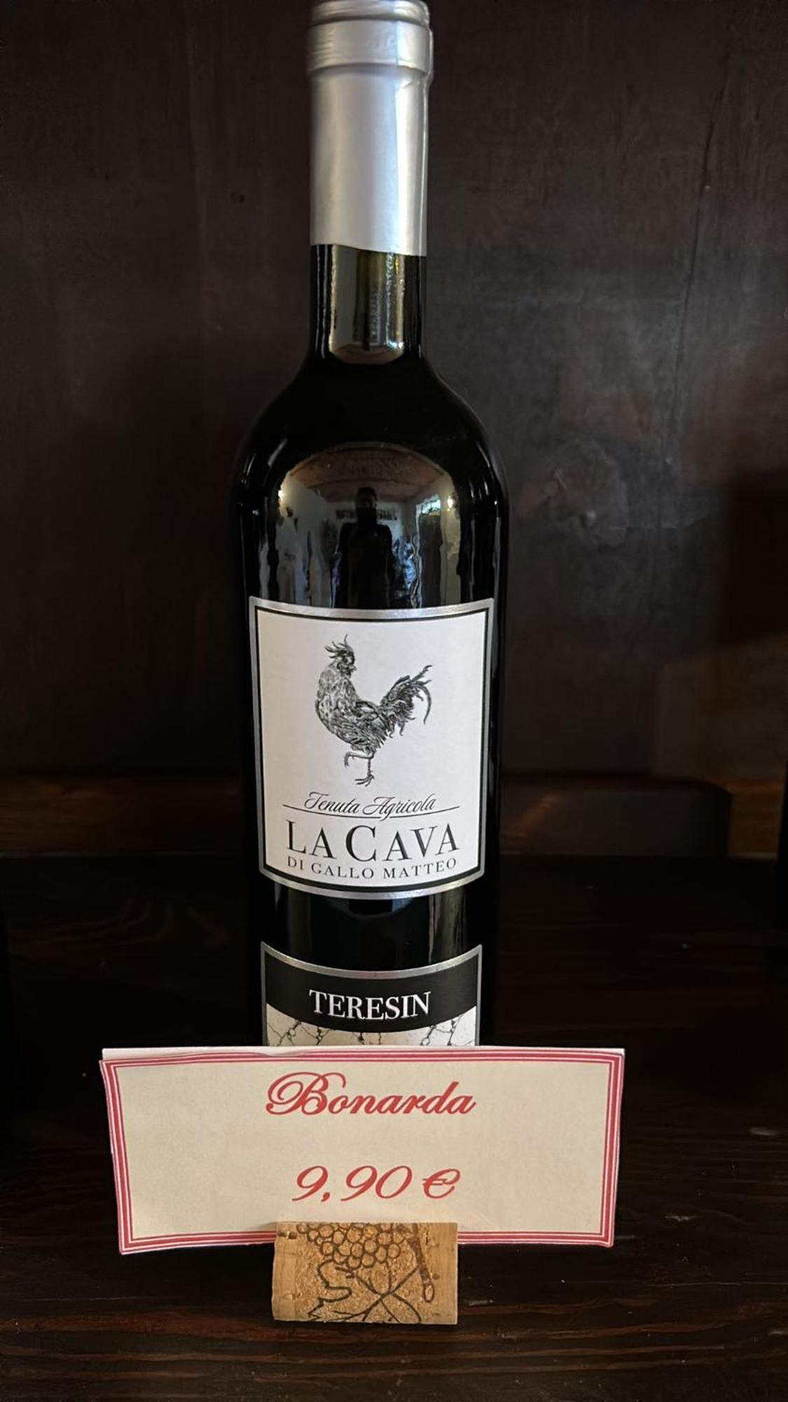 Tenuta Agricola La Cava- Cantina E Agriturismo San Damiano dʼAsti Kültér fotó